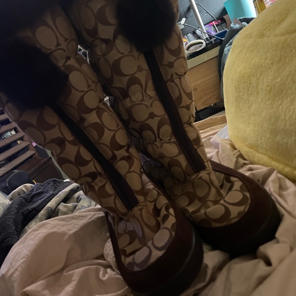 Coach q1709 theona boots with fur trim size 8 - Picture 5 of 5